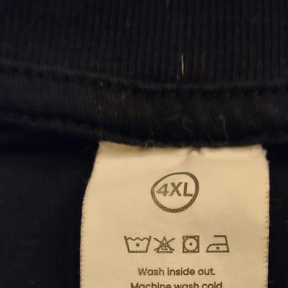 It's Not Easy Being Arm Candy But Her I Am Nailing It T Shirt Tee Sz 4XL - Picture 5 of 5